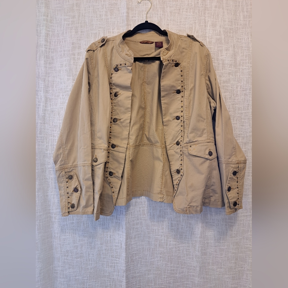 Zanadi size 20 Tan with Accents Button Up Jacket